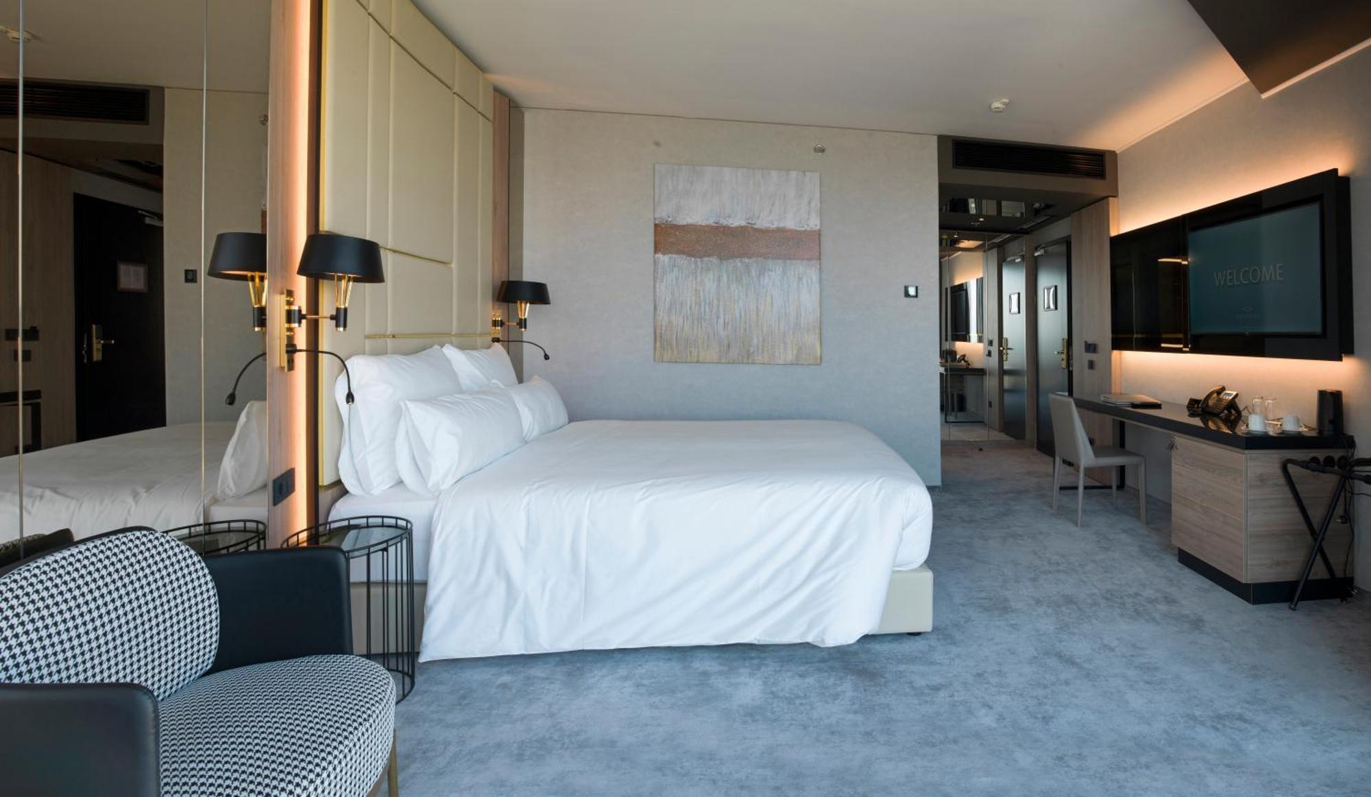 Hotel Grand Plaza & Congress Center 5*